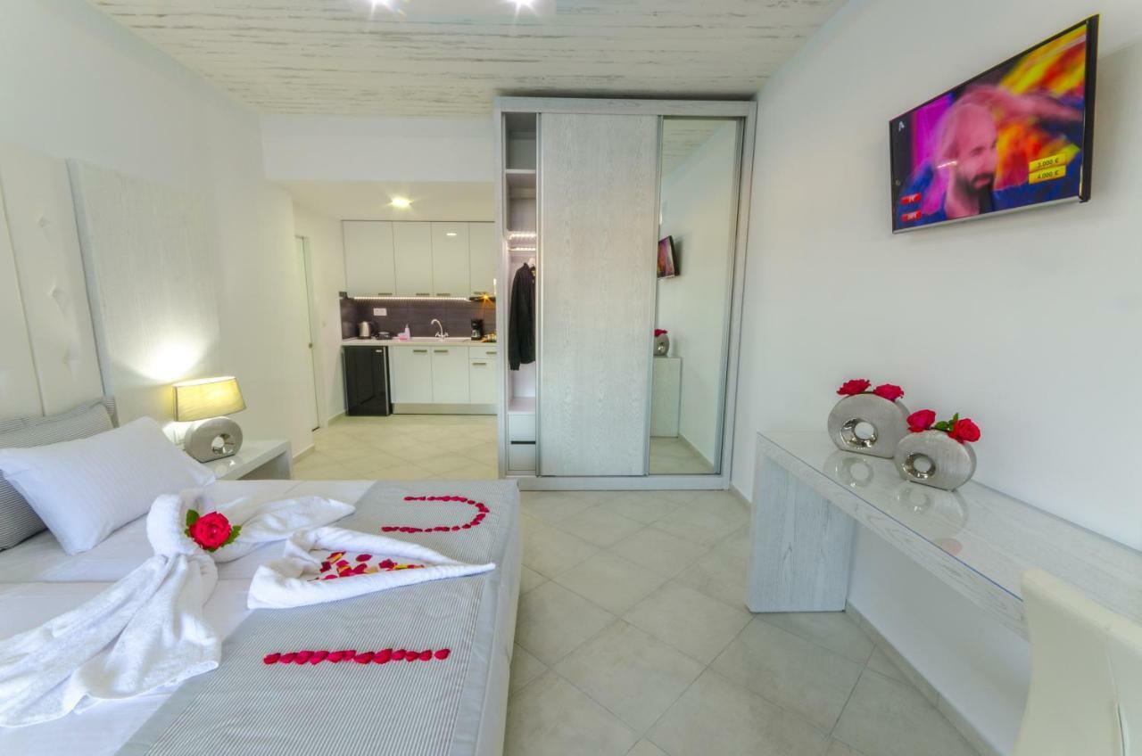 Ftelia Luxury Studio "Quattro" Megali Ammos  Extérieur photo